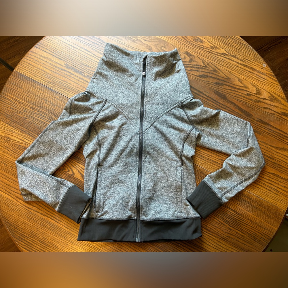 Lulu lemon zip up